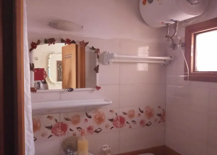 New Style In The Neighborhood Apartment Ermoupoli