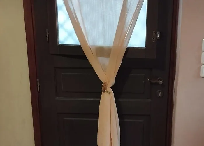 New Style In The Neighborhood Apartment