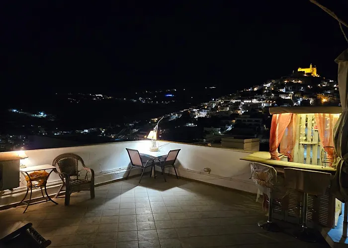 New Style In The Neighborhood * Ermoupoli